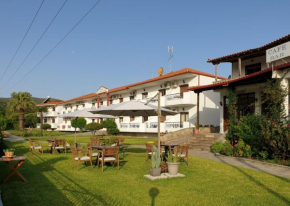 Отель Hotel Ermioni  Каламитси